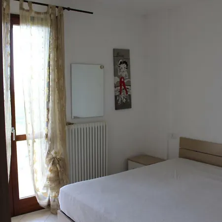 Metaurilia Apartment